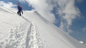北アルプス　残雪の立山 バックカントリースキー デビュー！　白銀世界の立山連峰を滑降！